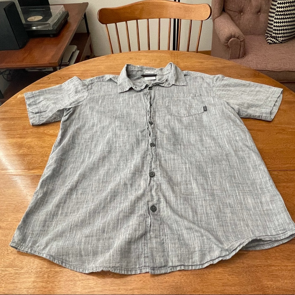 Men’s Columbia! Great for summer!